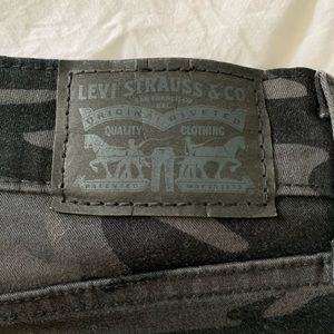 Levi jeans